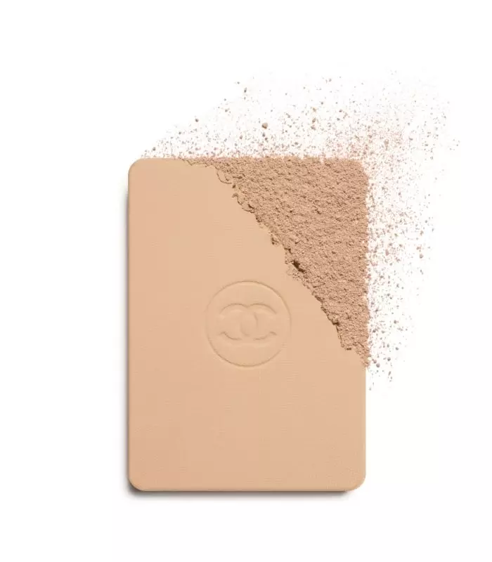 Chanel Ultra Le Teint Compact Foundation Refill B60   13 g